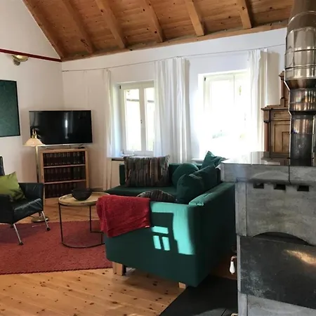 Holiday home Waldoase 1 *